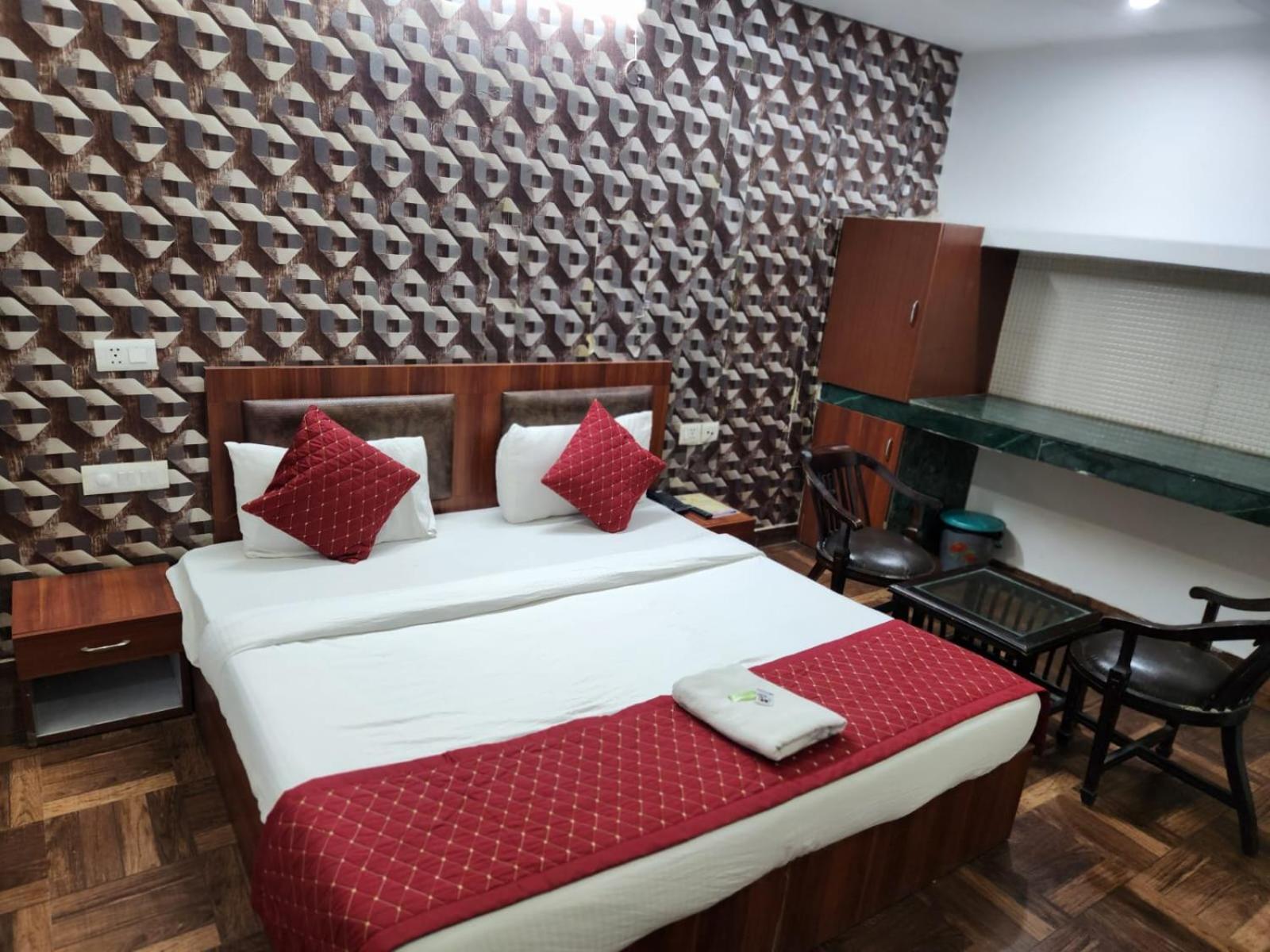 Hotel Naveen New Delhi Eksteriør bilde